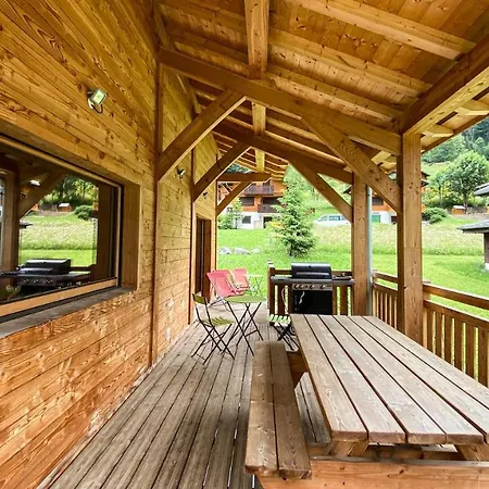 Le Ciste - Chalet - BO Immobilier- Châtel Multipass Activités Été 2026 en option au tarif de 4euros par jour et par personne Chalet *
